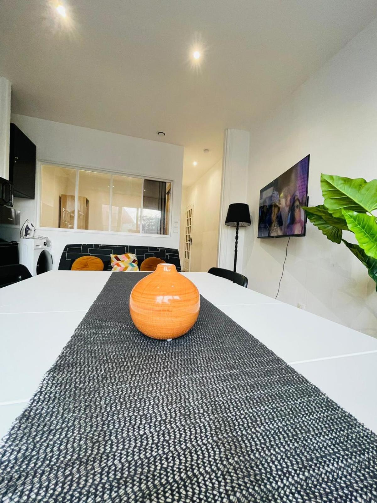 Appartement Oasis De Confort ทูร์กวง ภายนอก รูปภาพ